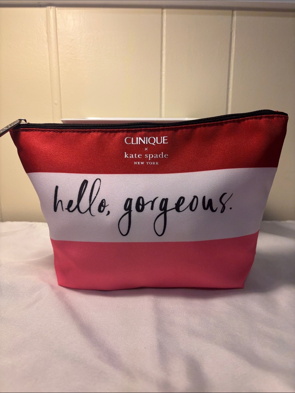 NWOT Limited Edition Clinique x Kate Spade "Hello Gorgeous" Cosmetic Bag